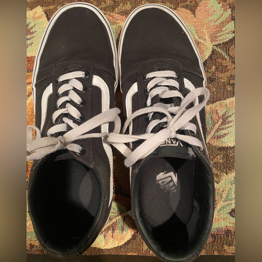 Vans Women’s Old Skool,black and white,size 9.5,used